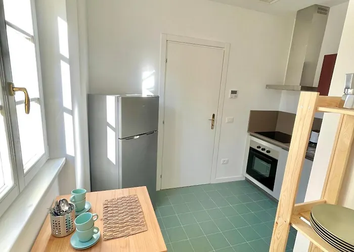 Foscolo Locazione Turistica Apartment *